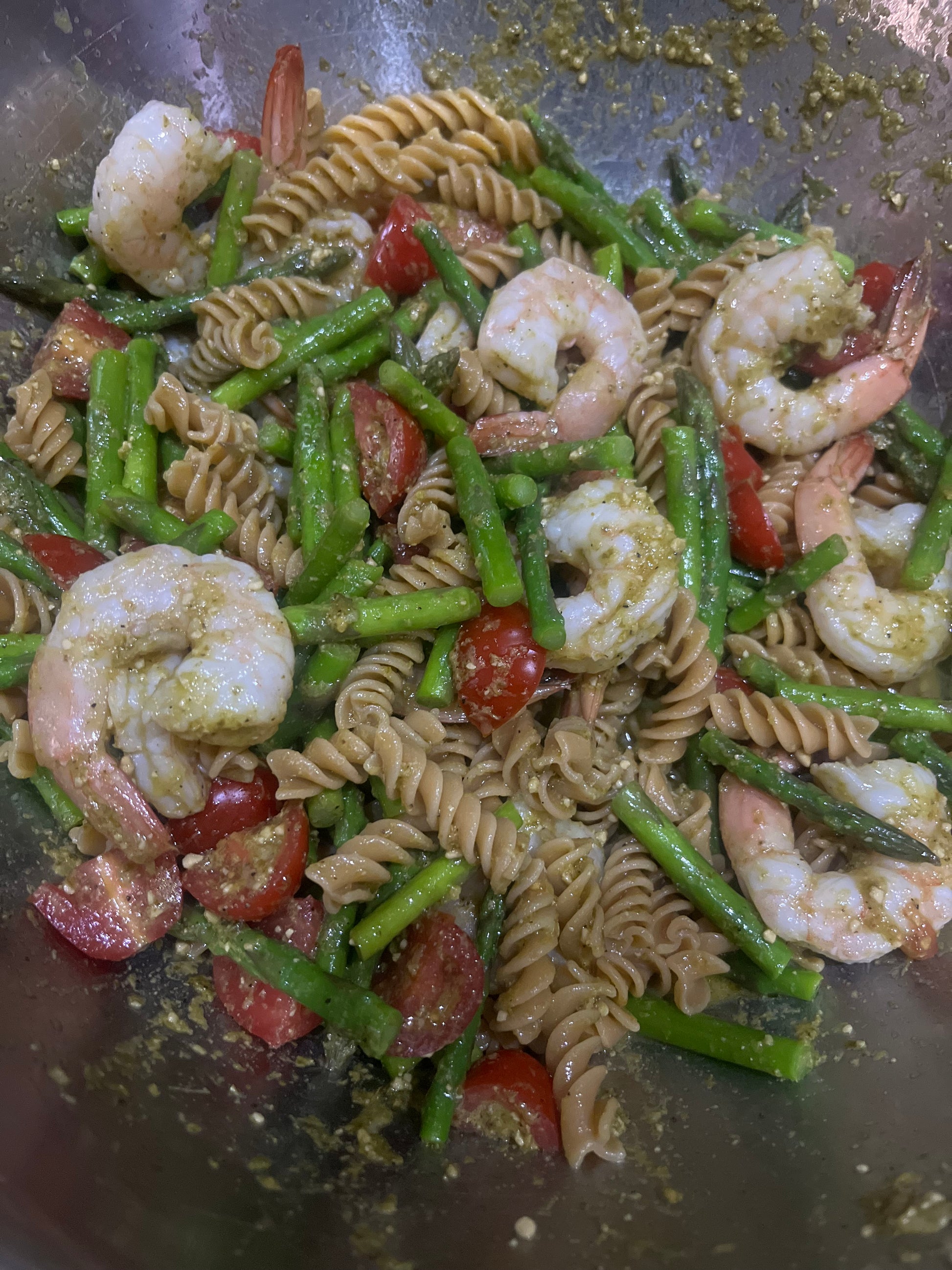 Pesto Shrimp and Pasta image 0